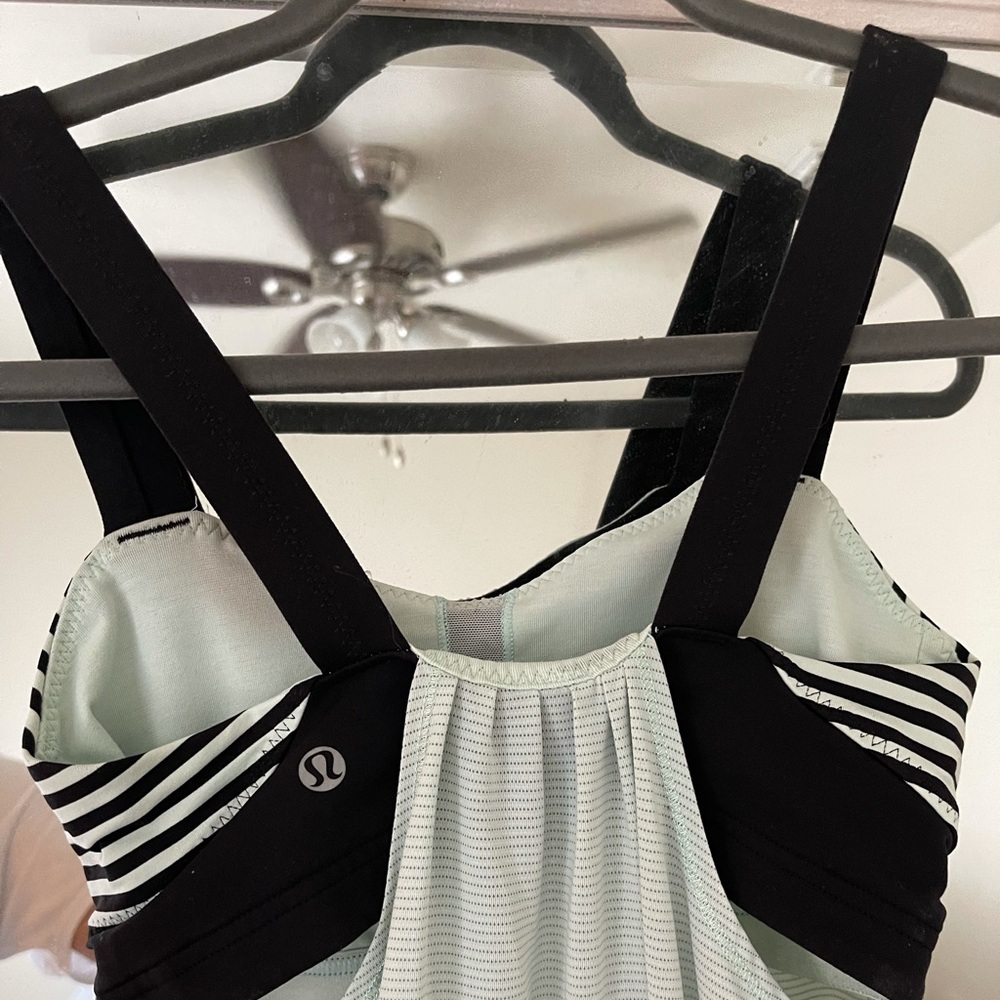 Lulu lemon Tank Top With Built In Bra
